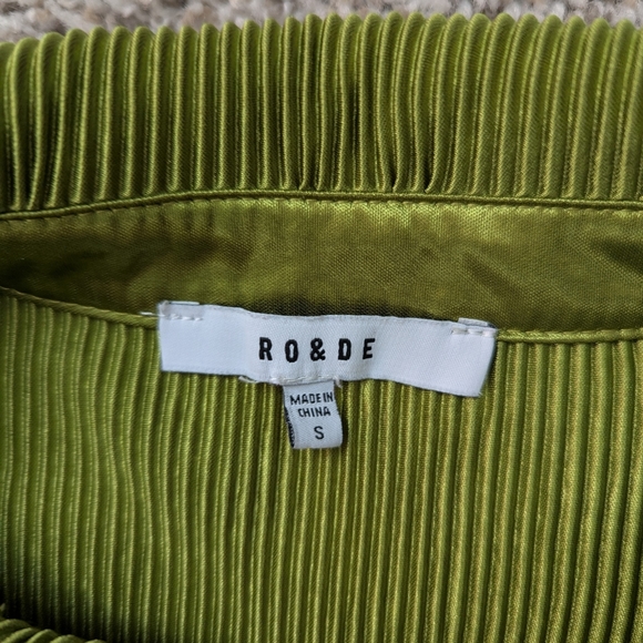 Cropped Button Up - Picture 2 of 6